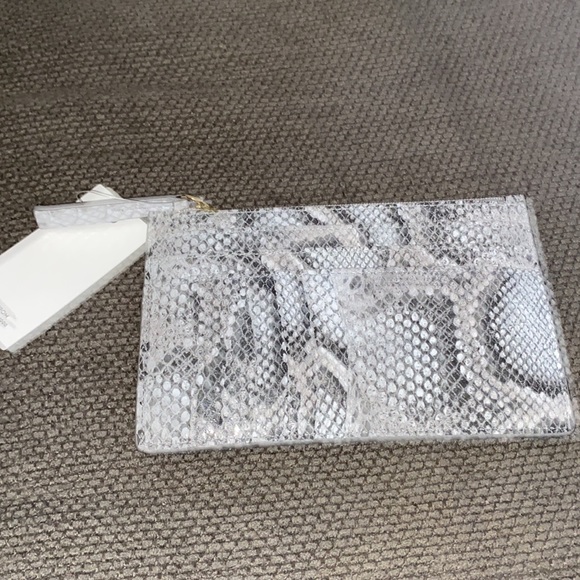 Nordstrom - Picture 5 of 9